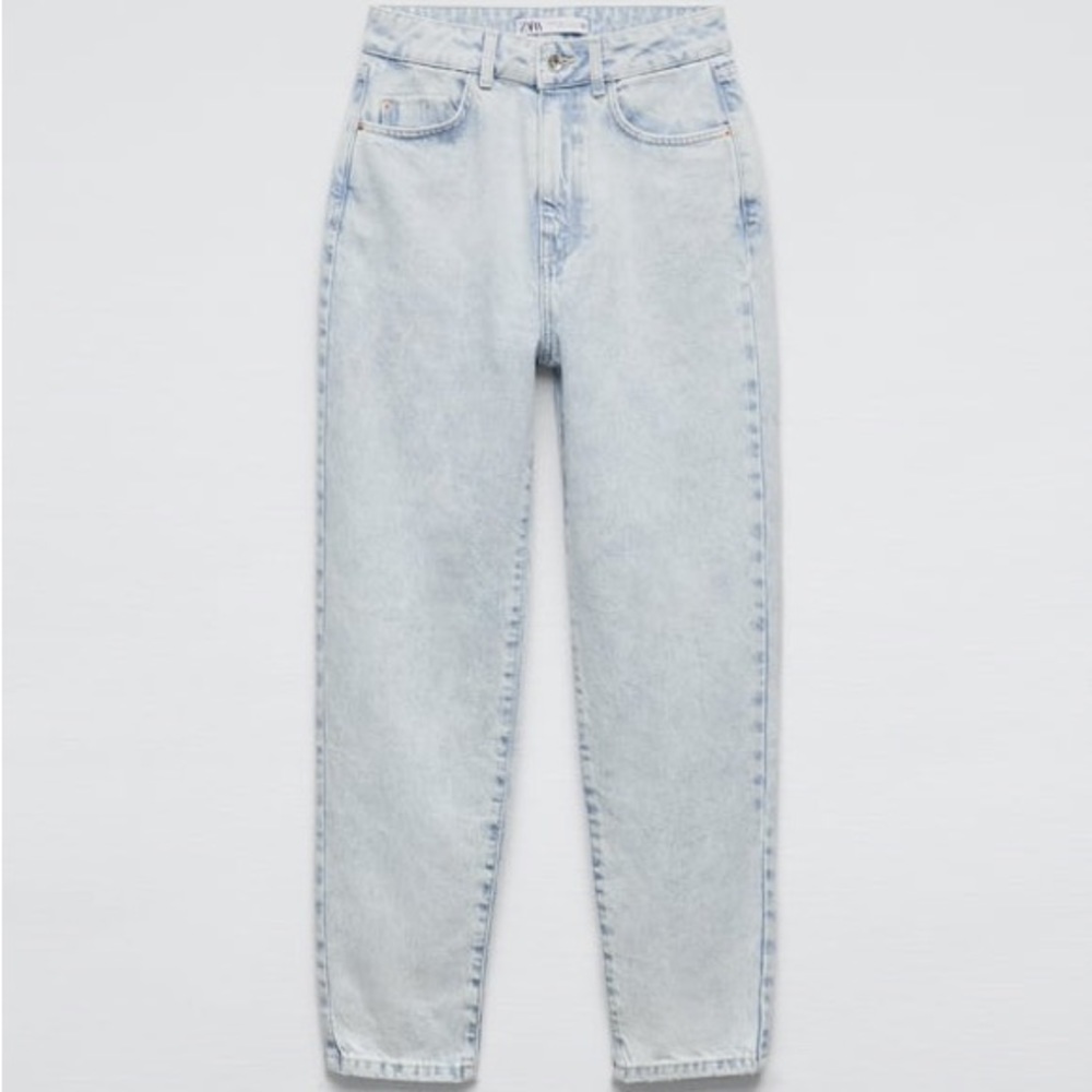 Zara Mom Jeans Light Wash